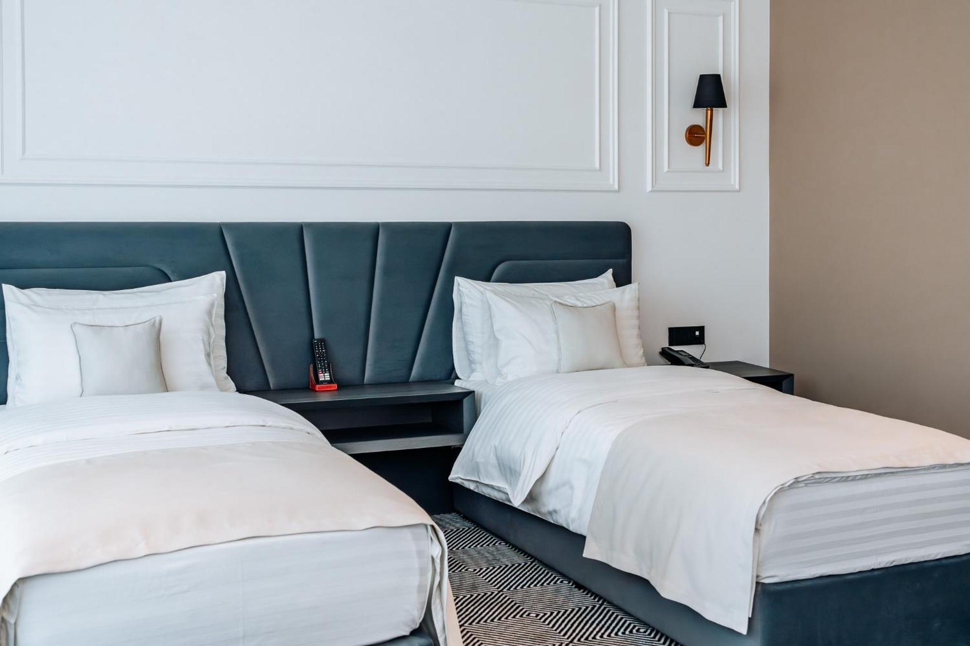 Sky Airport Hotel Kluž Pokoj fotografie